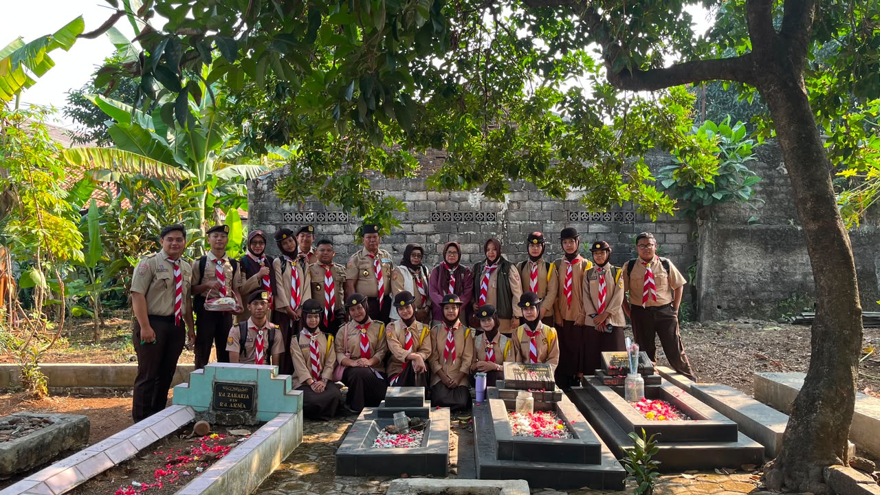 Ziarah Makam Tokoh Jadi Bagian dari Rangkaian Kegiatan Kepramukaan