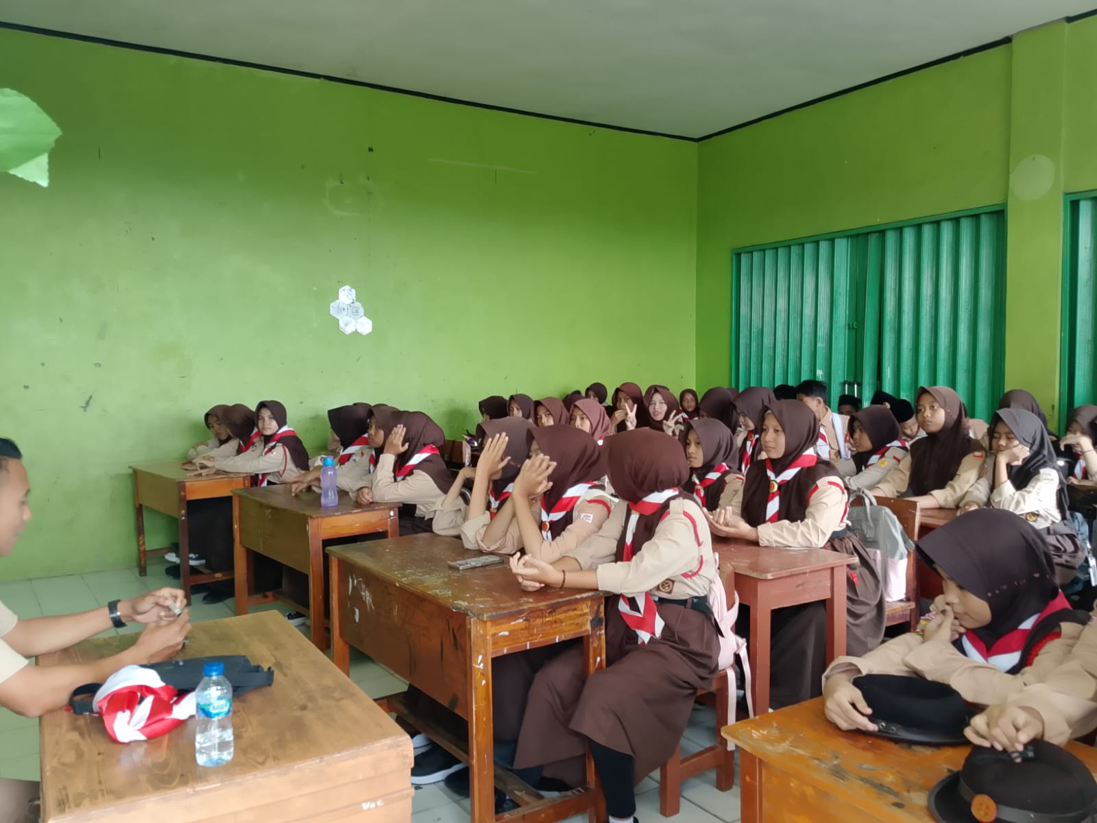 Wujudkan Generasi Mandiri dan Berkarakter Gerakan Pramuka Yayasan Fitrah Mulia Kembali Berlatih