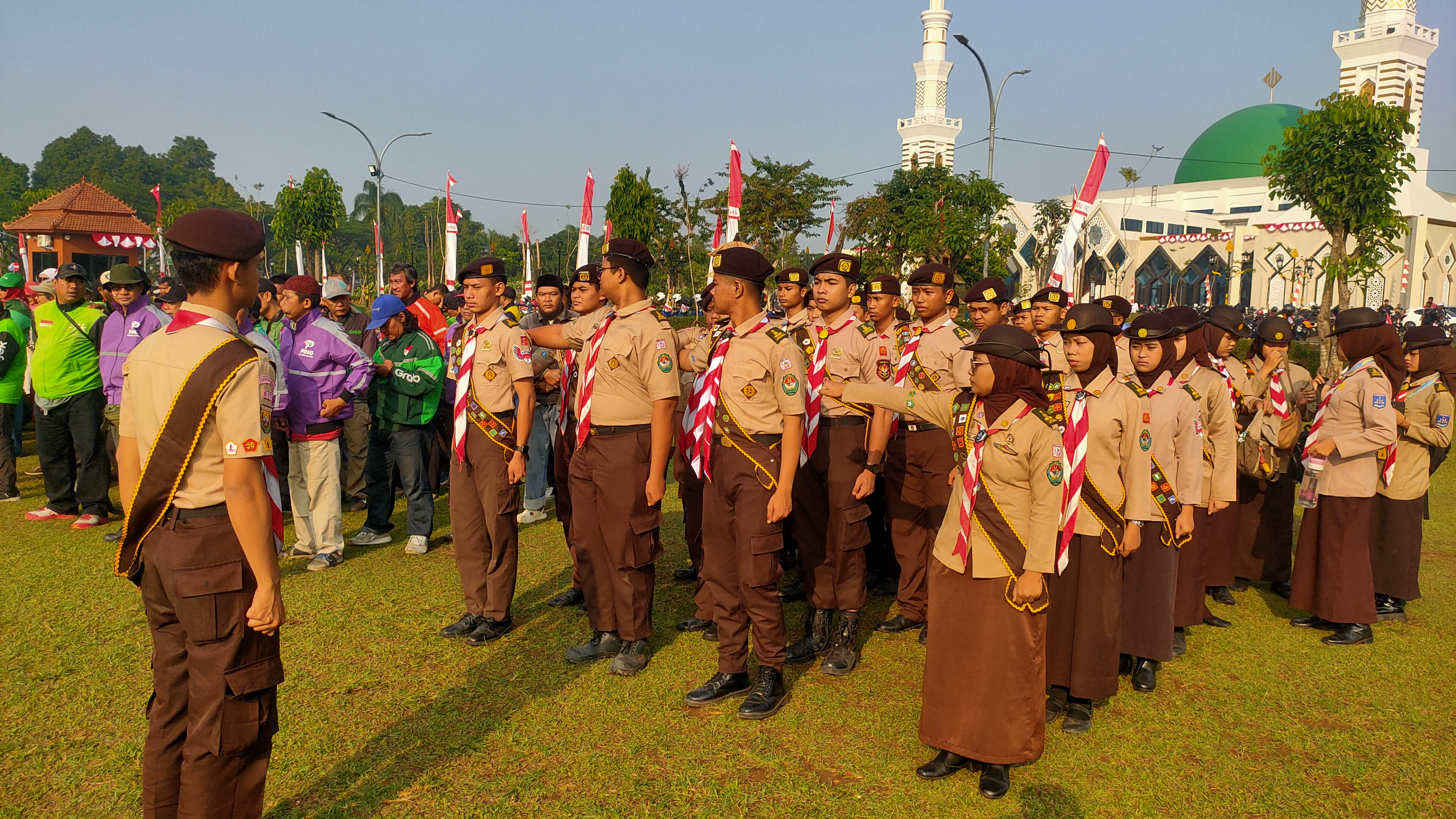 Pramuka Penegak Kwartir Ranting Cibinong Ikut Serta Dalam Upacara HUT ke-81 RI