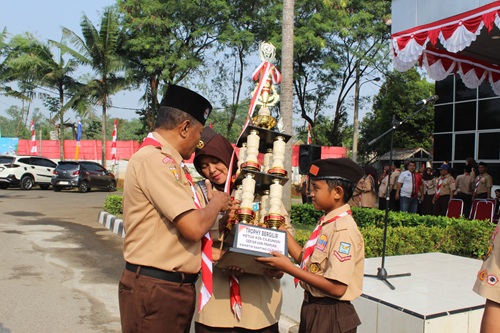 Pramuka SDN Situsari 1 Raih Juara Umum Gebyar Pramuka Cileungsi 2026