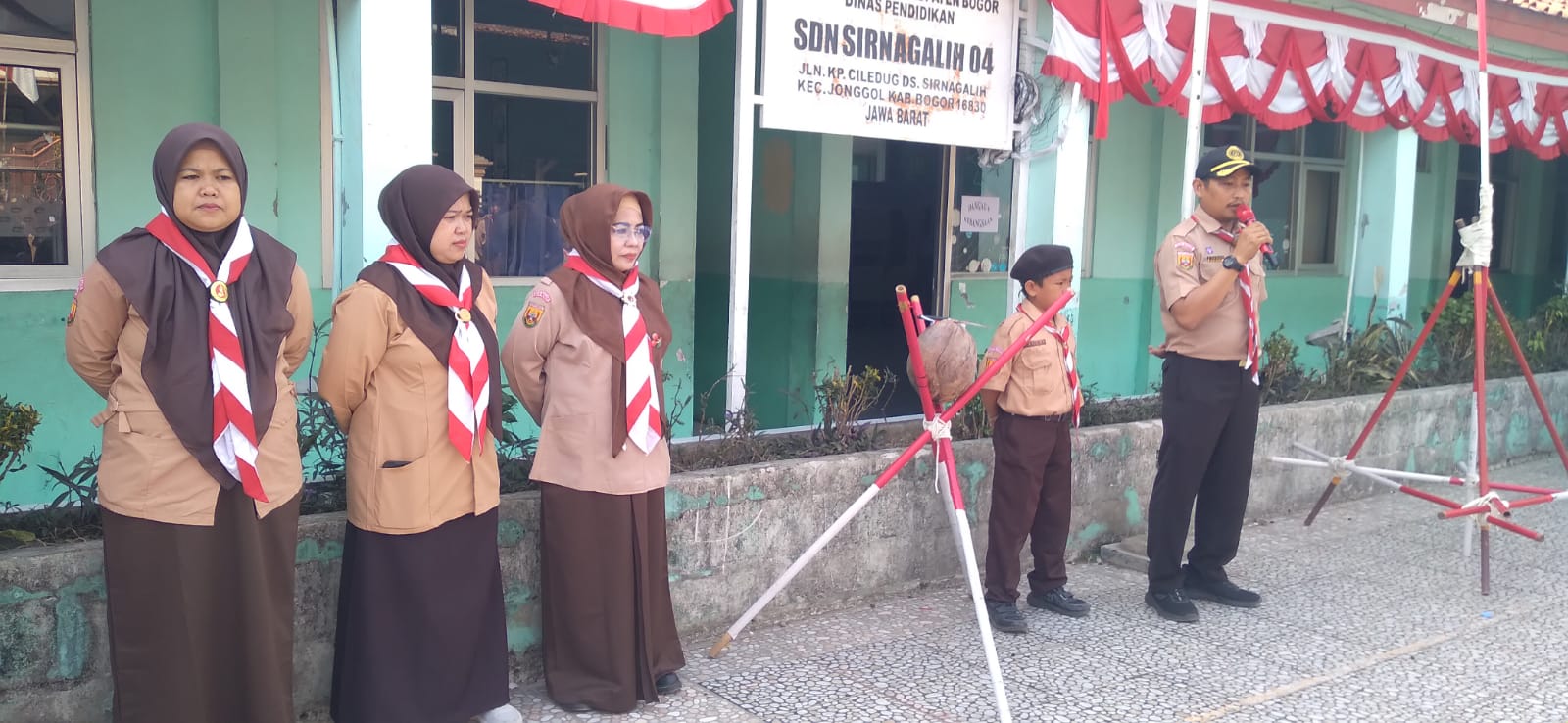 Ketua Kwarran Jonggol Monitoring sekaligus Membuka Pesta Siaga dan Perjusa SDN Sirnagalih 04