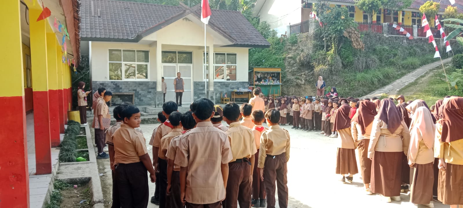Ka Mabigus Turun Langsung, SD Negeri Malasari 04 Kobarkan Semangat Hari Pramuka ke-65