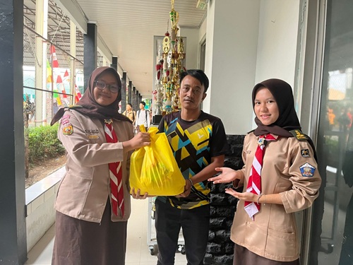 Pramuka SMAN 1 Cileungsi Adakan Giat Pramuka Berbagi