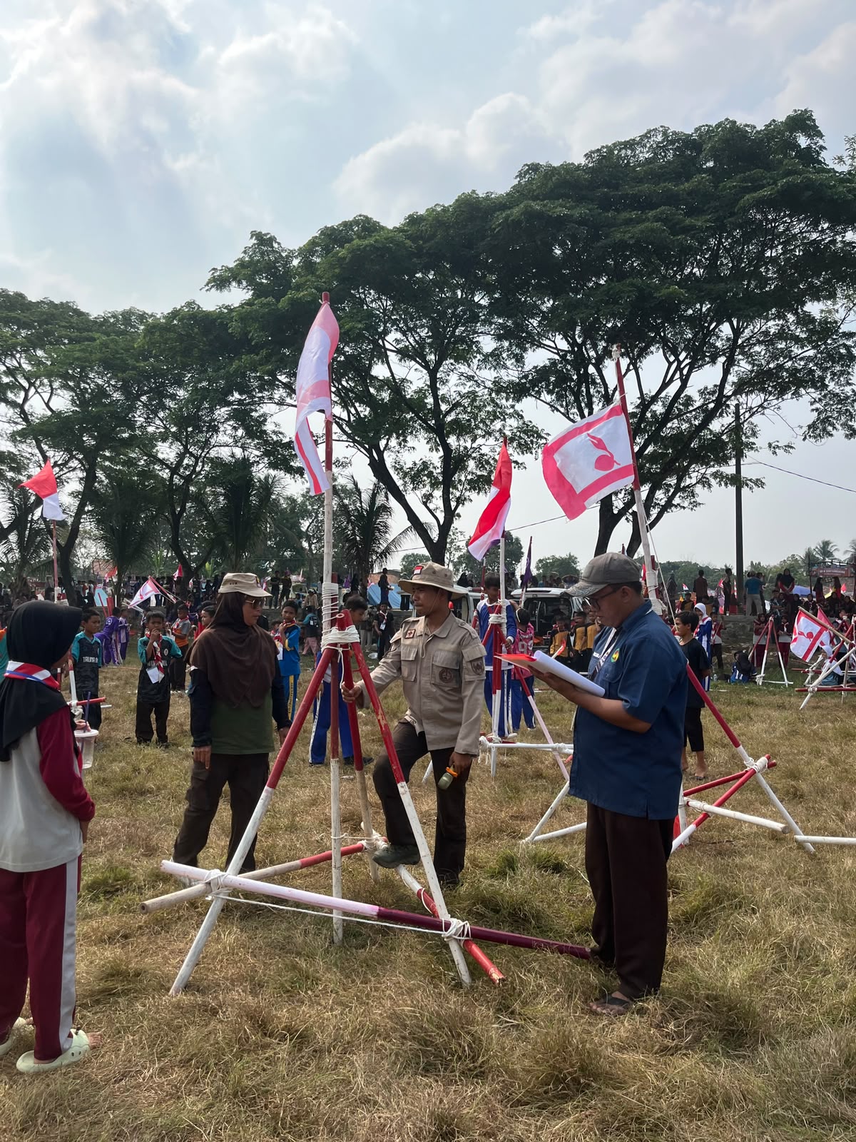 Adu Tangkas dan Kreativitas, Regu Penggalang Unjuk Kebolehan Pionering di LT-II Kwarran Cariu