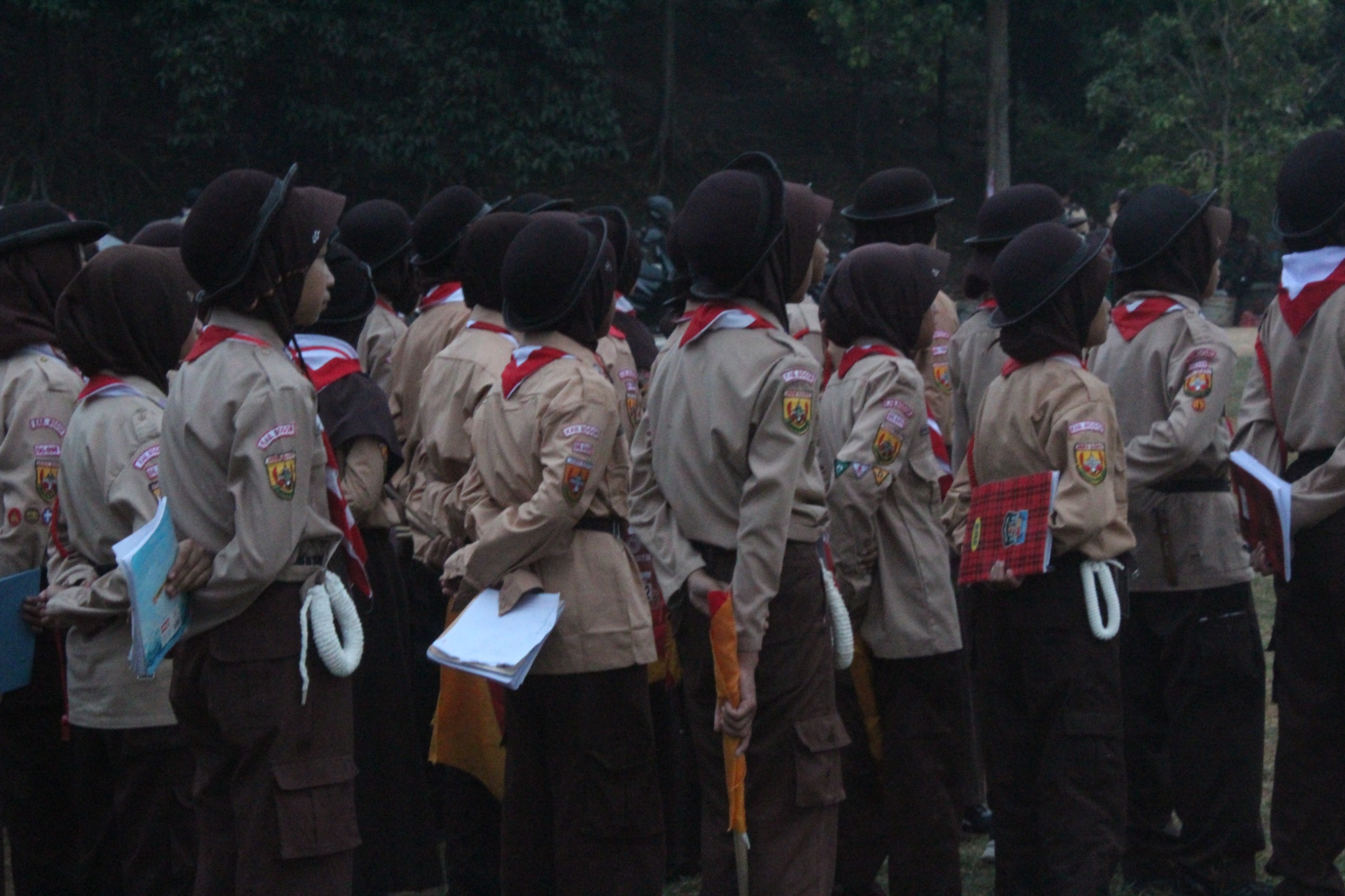Semangat Pagi Mengawali Aktivitas, Peserta Ikuti Apel di Lapangan Utama