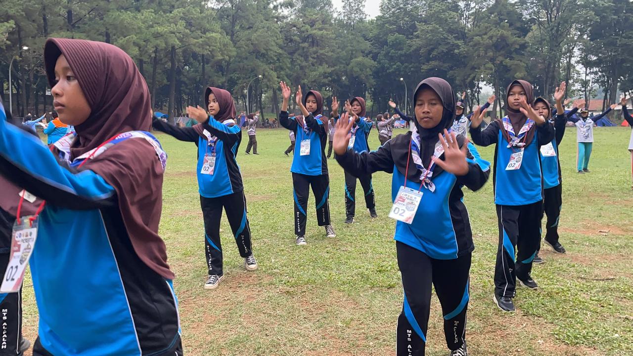 Kebugaran dan Kekompakan Bergerak: Semarak Lomba Senam Pramuka LT-2 Kwarran Cibinong