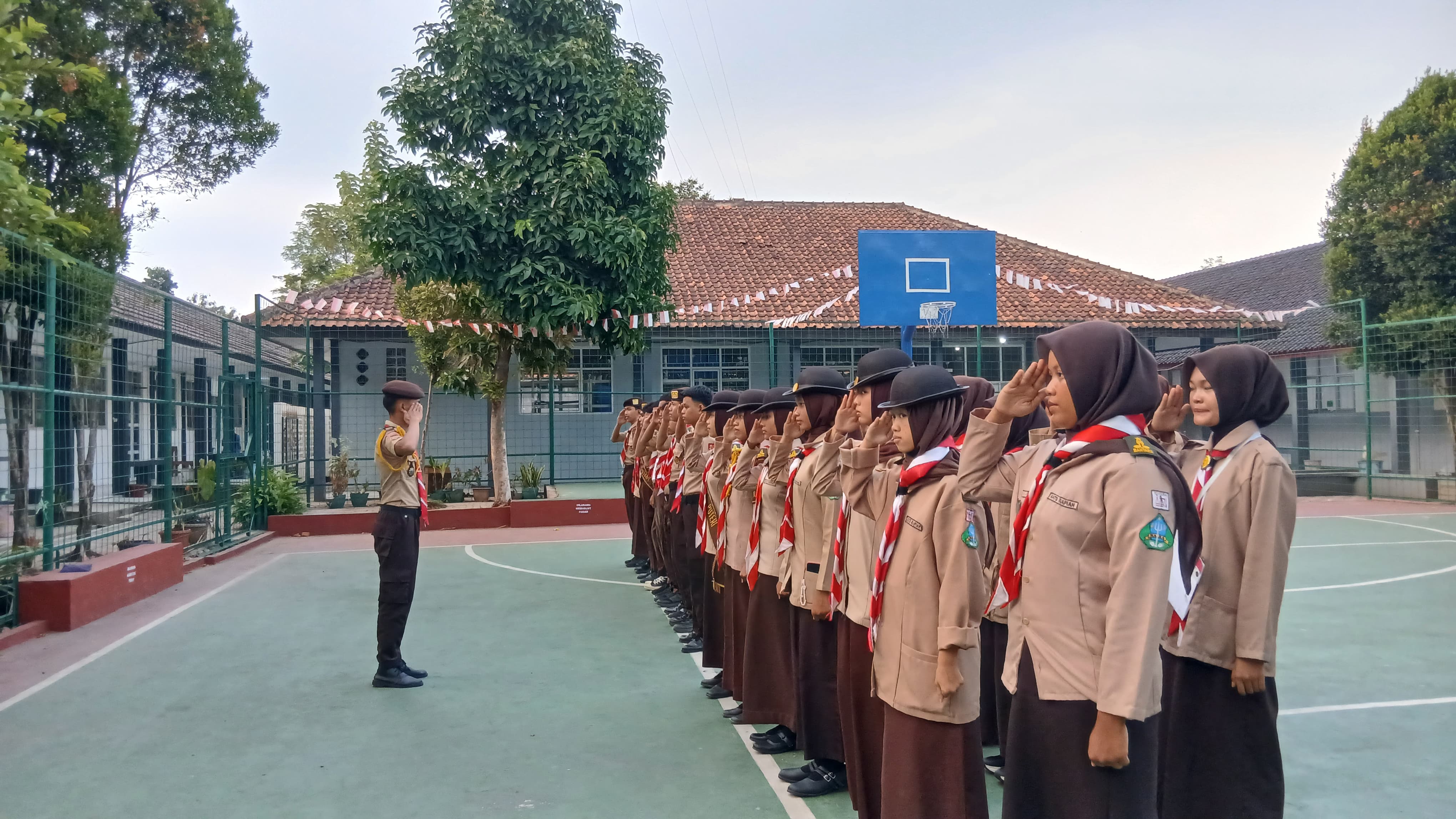Dua Kali Sehari, Pramuka Penegak SMAN 1 Rumpin Perkuat Disiplin melalui Apel Pagi dan Sore