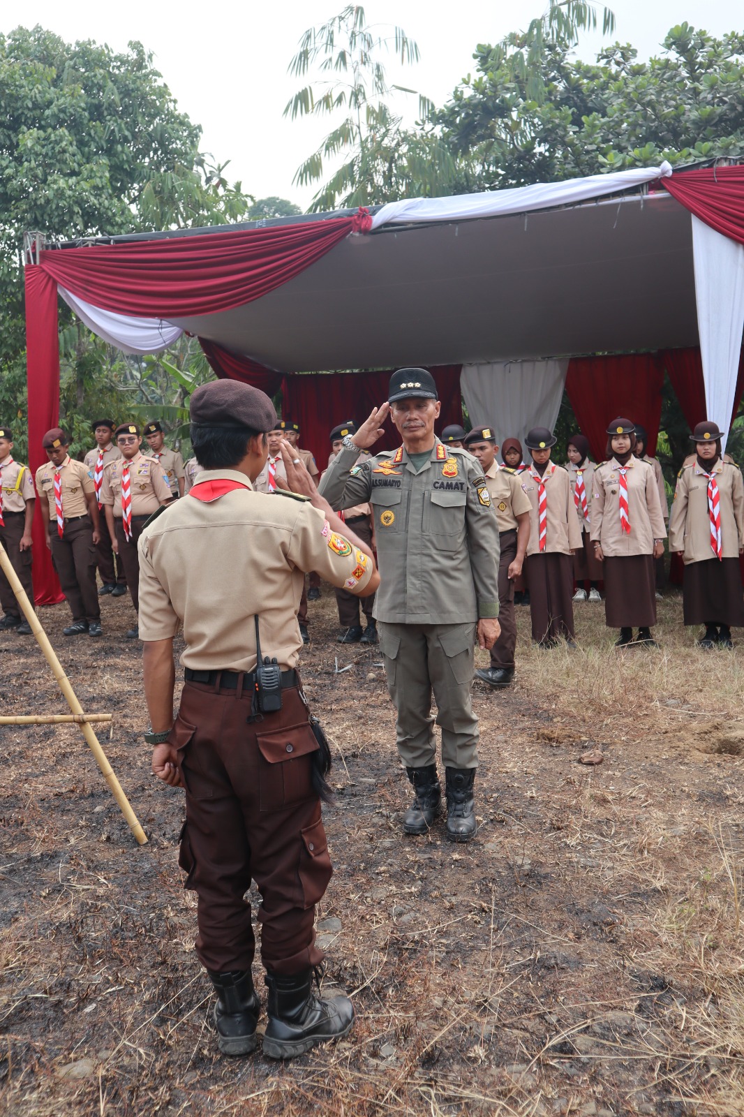 Kolaborasi Sukses! Kwarran Dramaga Gelar Kemah Bakti dan LT II di Buper Vila Gunung Batu