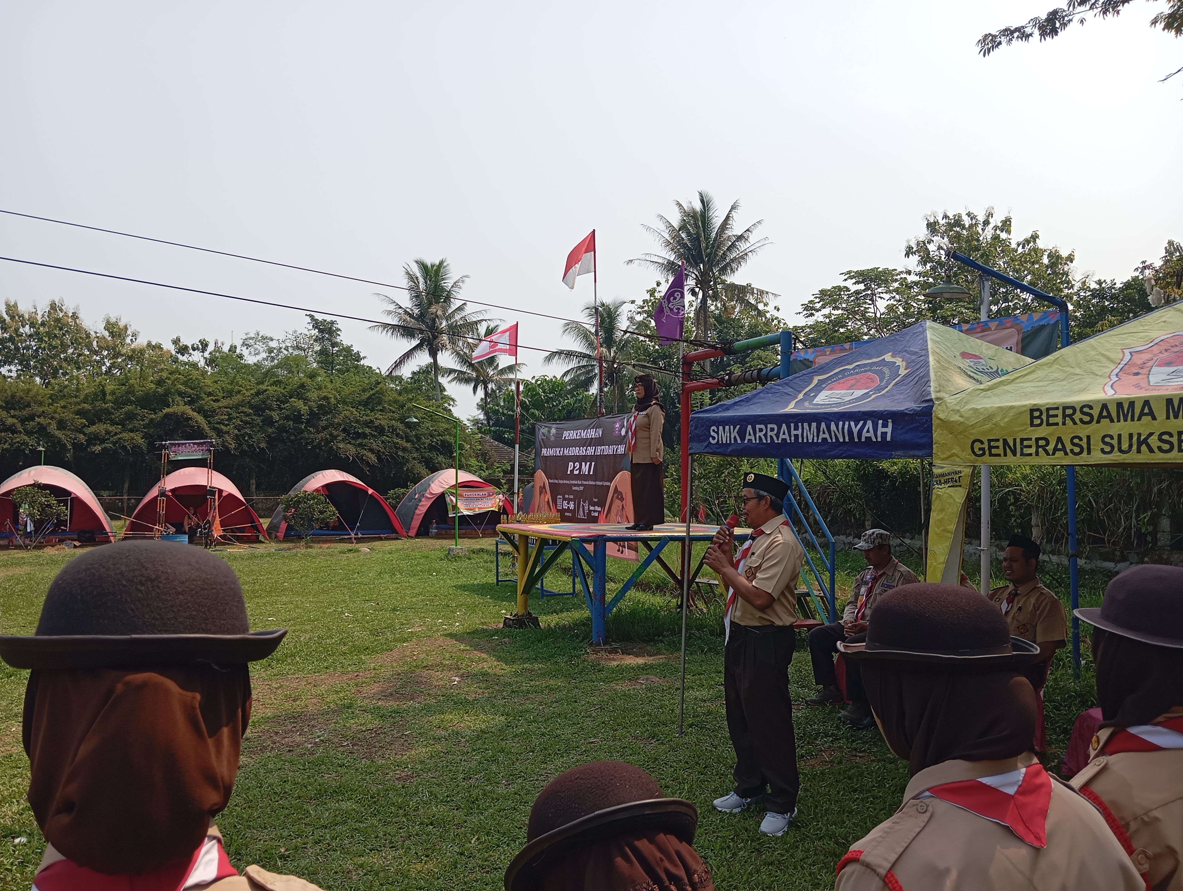 Ketua Kwarran Tajurhalang Buka Perkemahan Pramuka Penggalang Ibtidaiyah (P2MI) di Taman Wisata Alam Candali