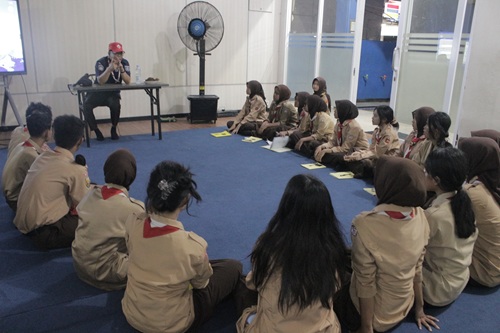 Waka Bina Muda Kwarran Cileungsi Motivasi Peserta PTA SMK BM3, Dorong Regenerasi Pramuka Penegak