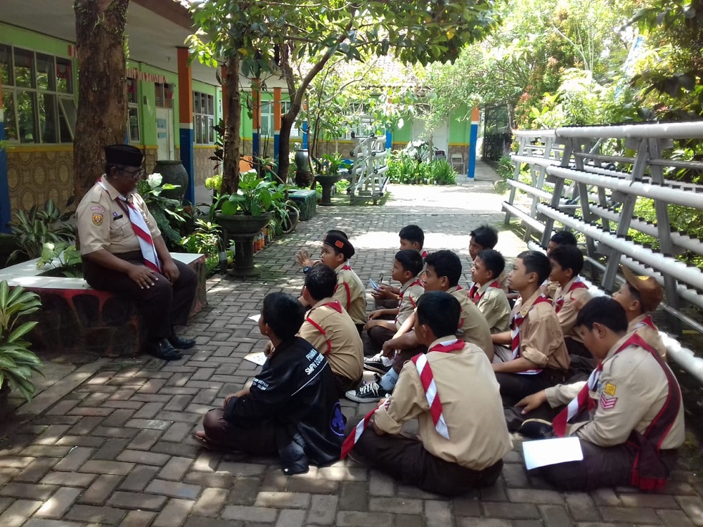 Keseruan Latihan Pramuka Smpn 2 Citeureup Gerakan Pramuka Kwartir Cabang 4162